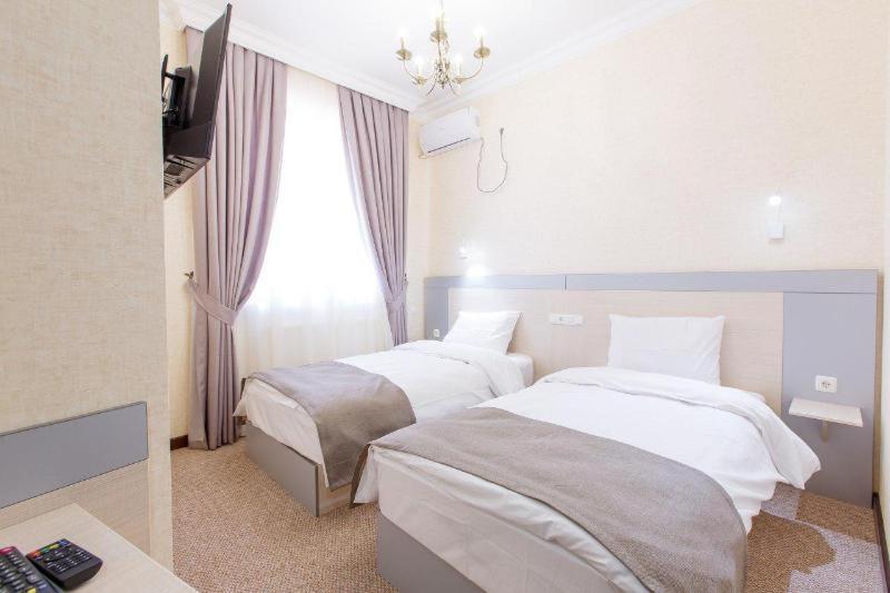 Navruz Hotel Taschkent Zimmer foto